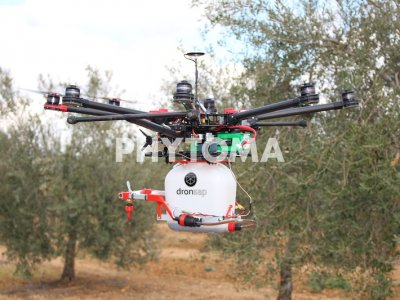 Aplicación de precisión contra la mosca del olivo basada en UAV
